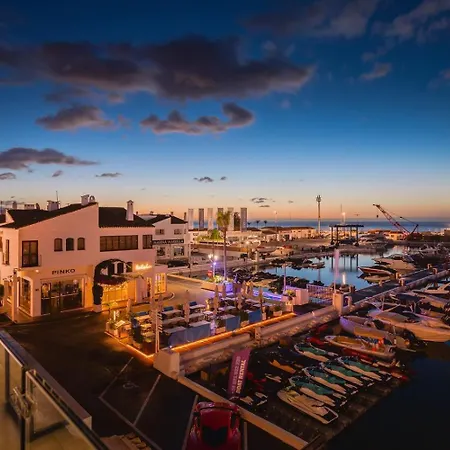 Bright Puerto Banus Penthouse Apartment