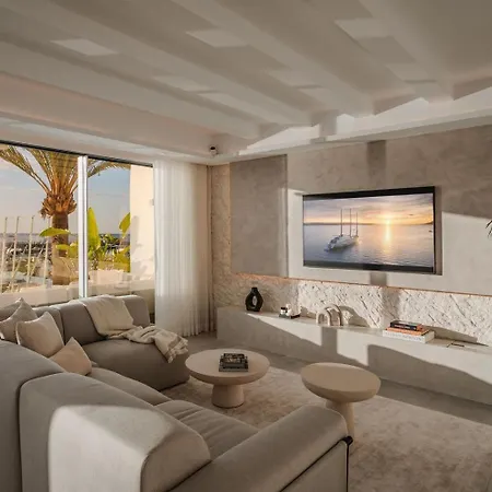 Bright Puerto Banus Penthouse Marbella